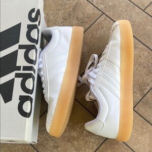 Adidas Classic White Sneakers with gum bottom  vl court 3.0